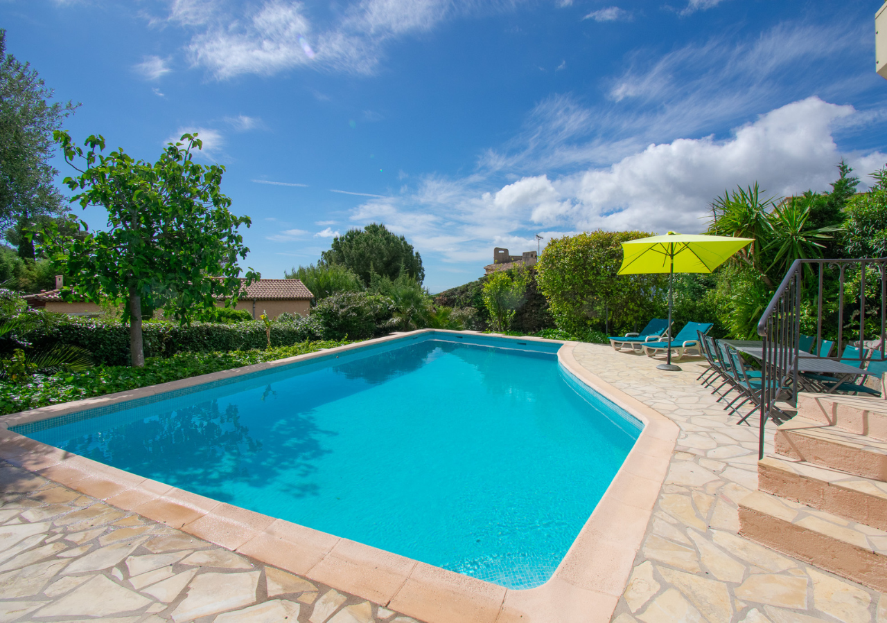 Villa Ma Rosa - piscine et terrasse